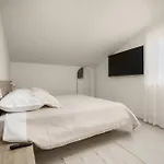 Penthouse Bianca *