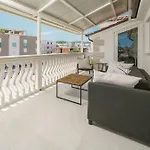 Penthouse Bianca Apartment *