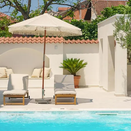 Penthouse Bianca Διαμέρισμα *