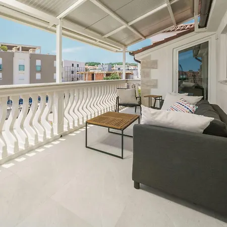 Penthouse Bianca Apartament *